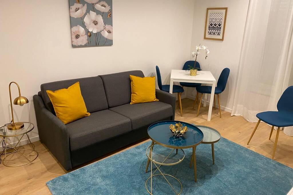 Stylist And Cosy Appartement In Montparnasse Parigi Esterno foto