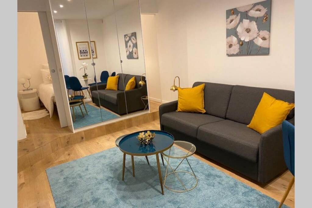 Stylist And Cosy Appartement In Montparnasse Parigi Esterno foto