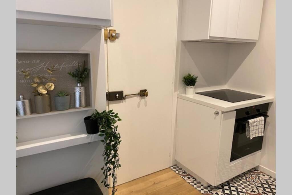 Stylist And Cosy Appartement In Montparnasse Parigi Esterno foto